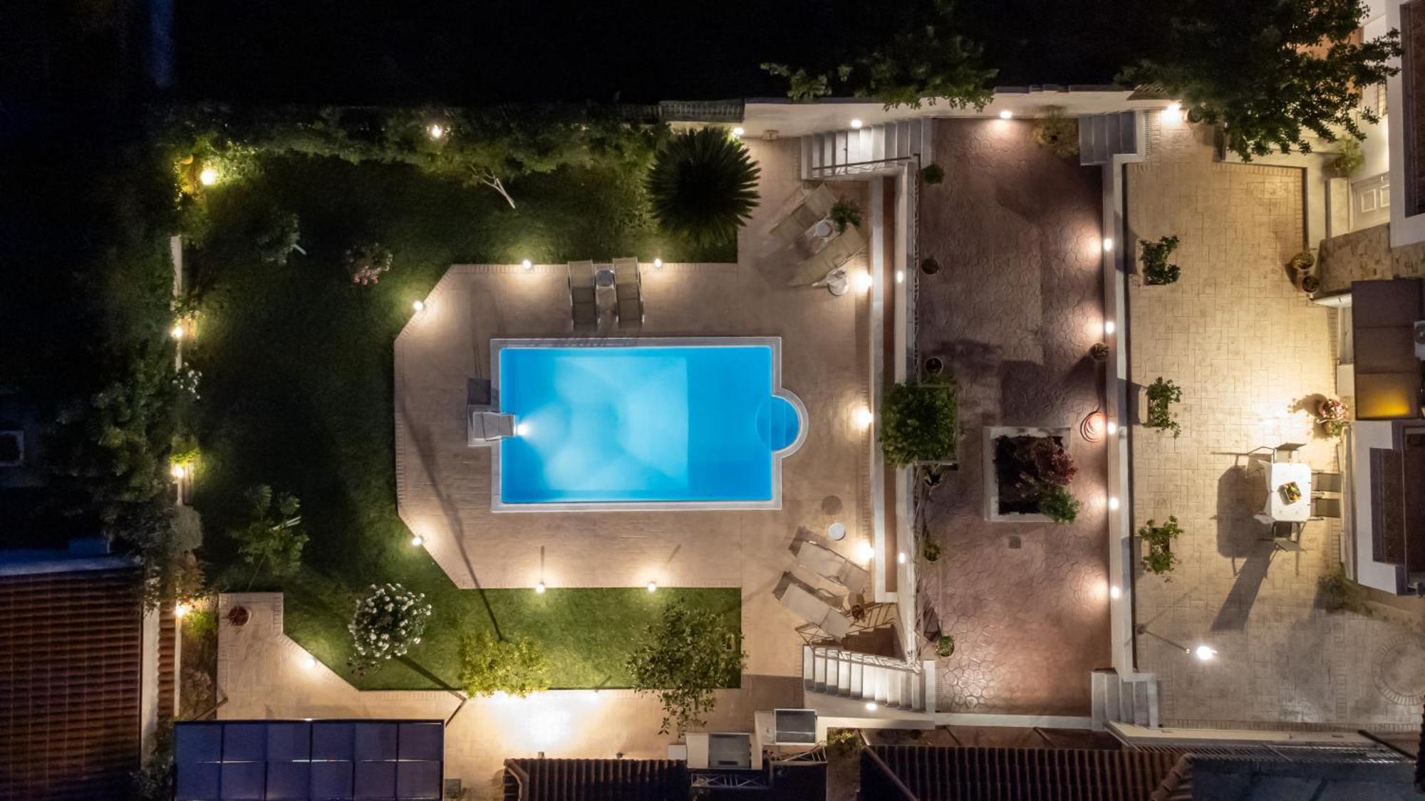Artemis Riviera Villa Eksteriør bilde